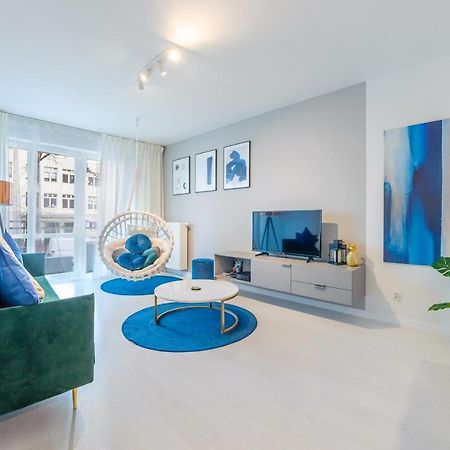 Apartamenty Sun & Snow Riverfront Гданск Екстериор снимка