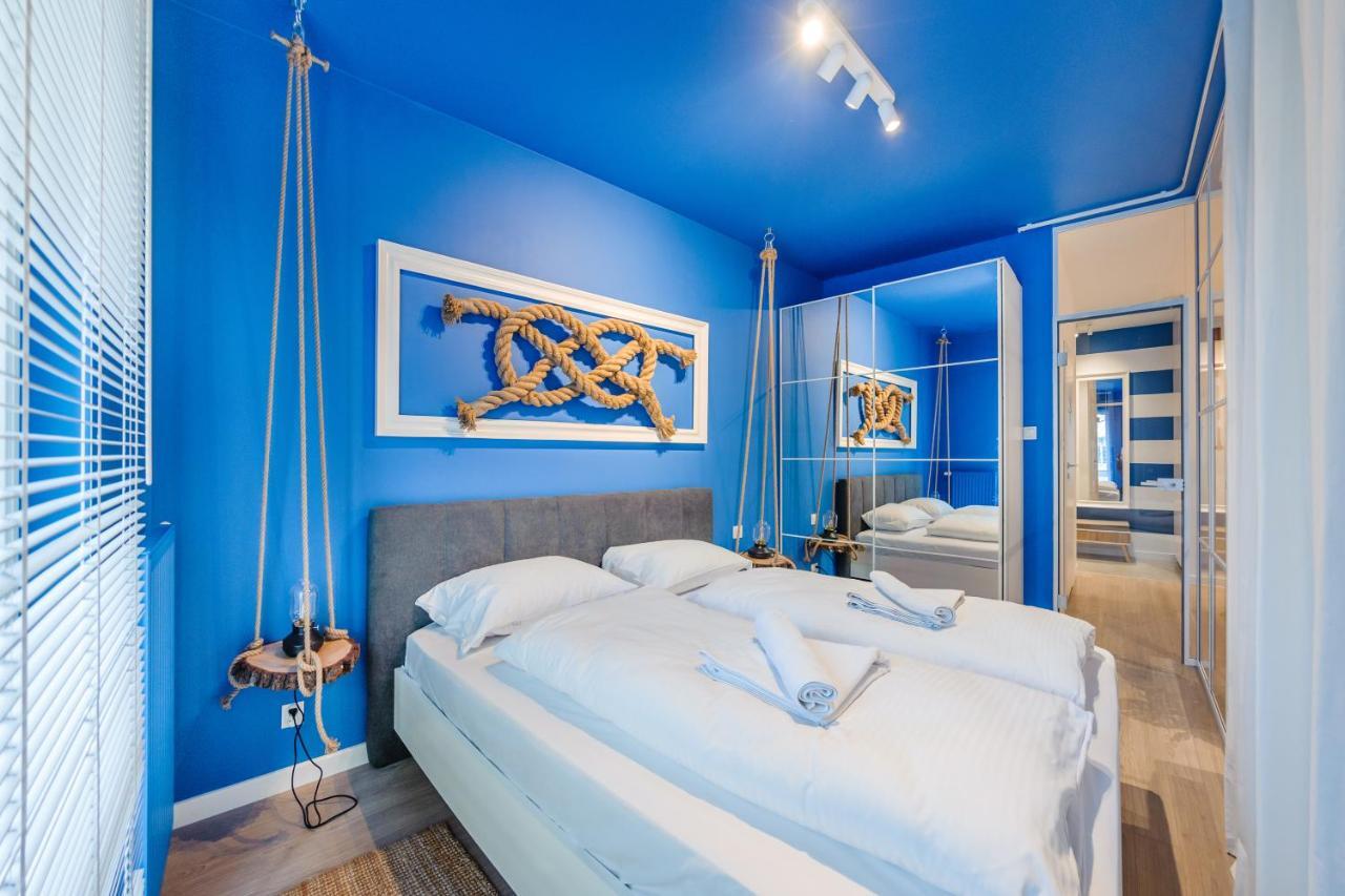 Apartamenty Sun & Snow Riverfront Гданск Екстериор снимка